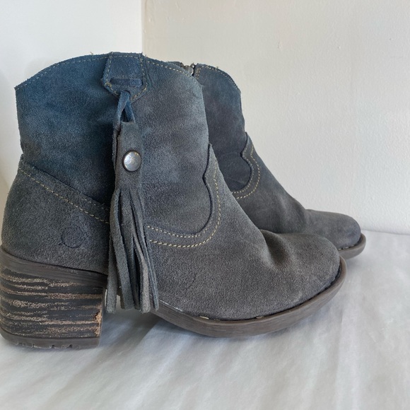 Born Alondra booties boots women's size 7.5 gray leather / suede heeled western - Picture 2 of 9